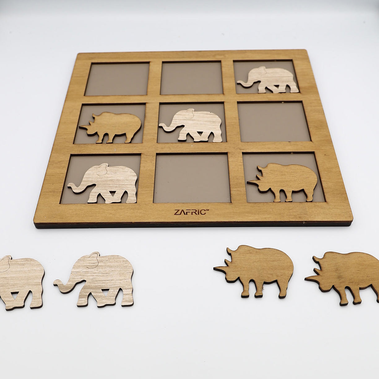 Wooden Tic Tac Toe – Rhino & Elephant